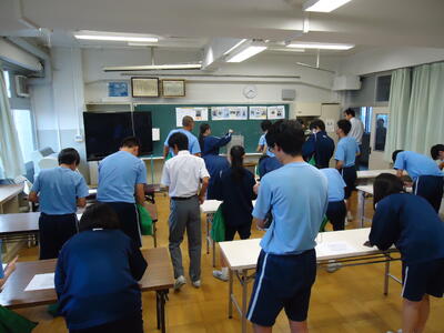 ３学年の投票の様子です。