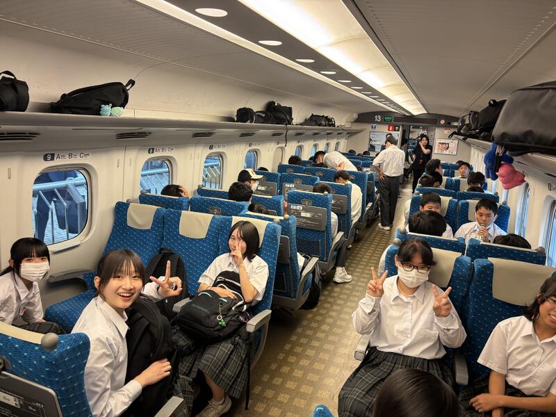 東海道新幹線　出発しました