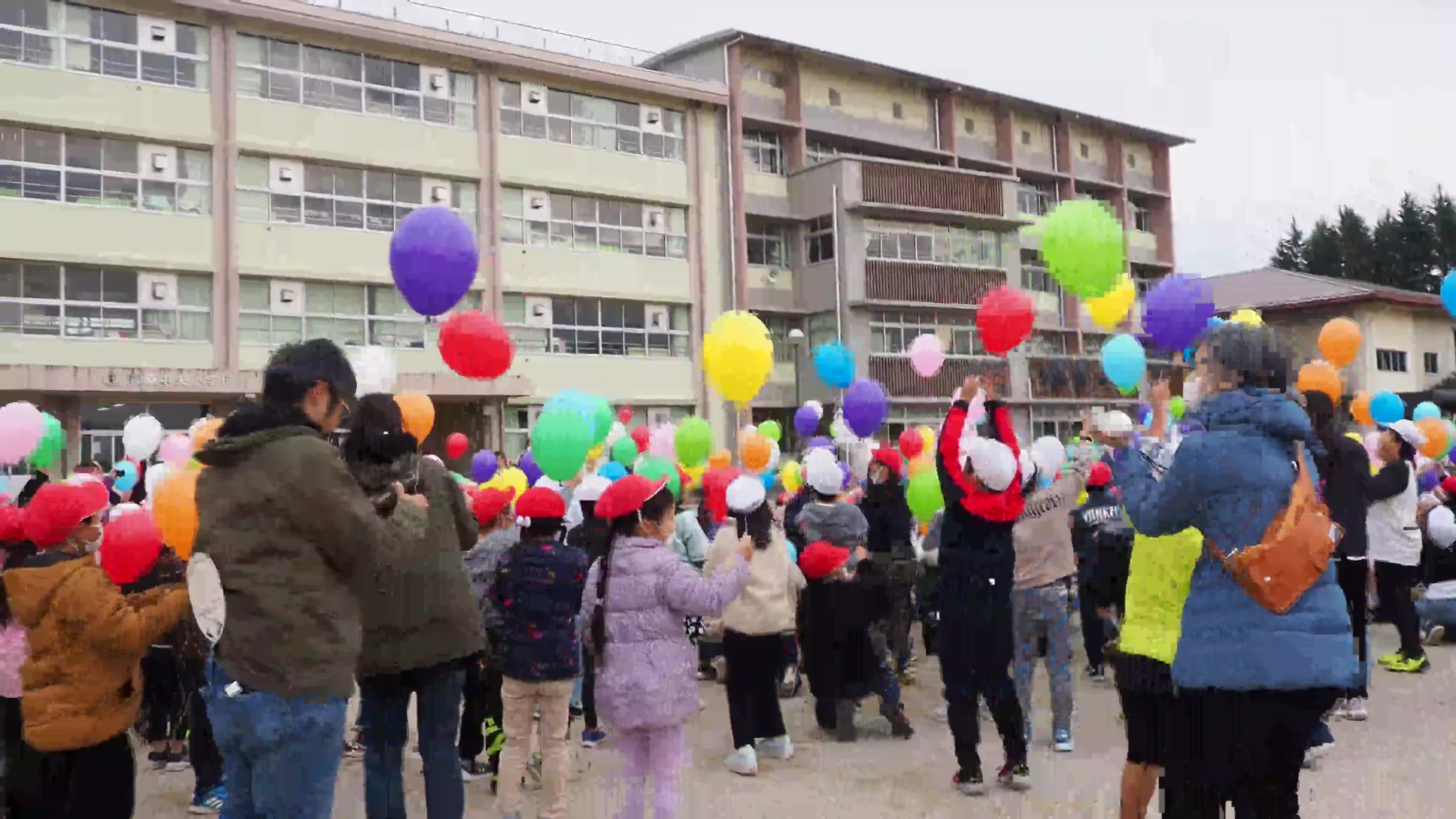 150周年記念収穫祭バルーン飛ばし