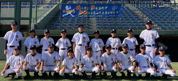 試合前に集合写真撮影