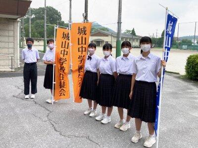あいさつ運動の様子
