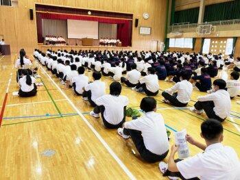 立会演説会の様子