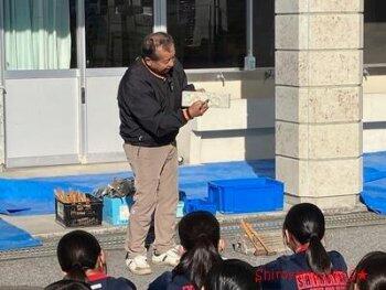 大谷石加工体験の様子