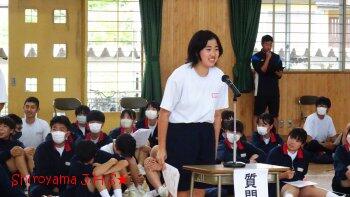 生徒総会の様子