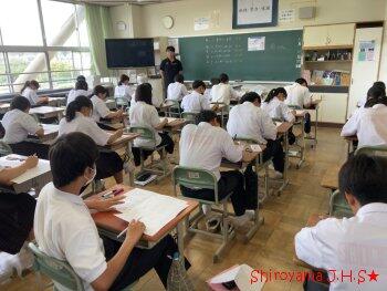 中間テストの様子