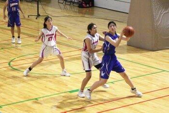 女子バスケットボール部の様子