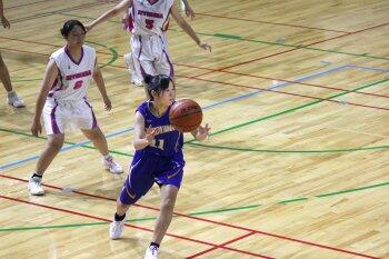 女子バスケットボール部の様子