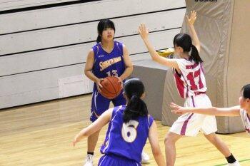 女子バスケットボール部の様子