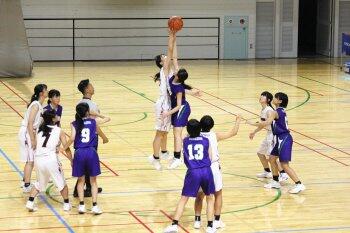 女子バスケットボール部の様子