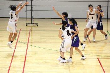 女子バスケットボール部の様子