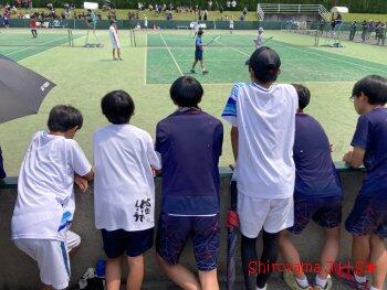 男子ソフトテニス部の様子