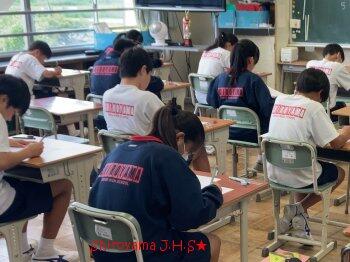 期末テストの様子