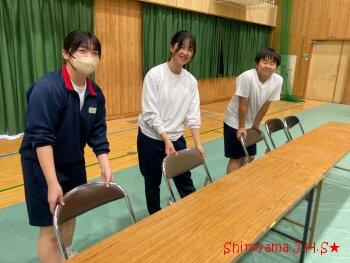 会場準備の様子