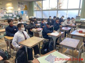 生徒会専門委員会の様子