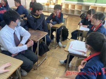 生徒会専門委員会の様子