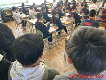 小6中学校訪問の様子