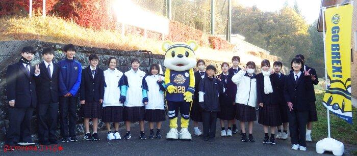 あいさつ運動の様子