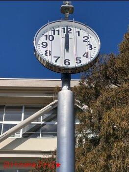 新設のポール時計