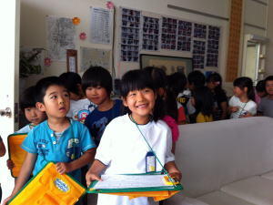 1年生学校探検1