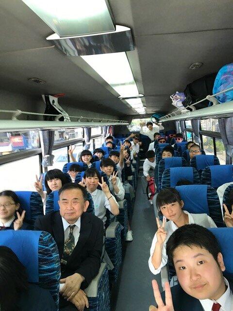 バスに乗って