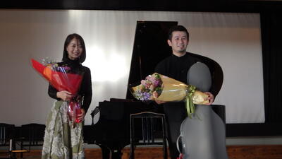 宮田大さんと西尾真美さん