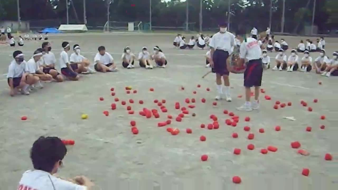 2年体育祭　マツケン玉入れ(3)